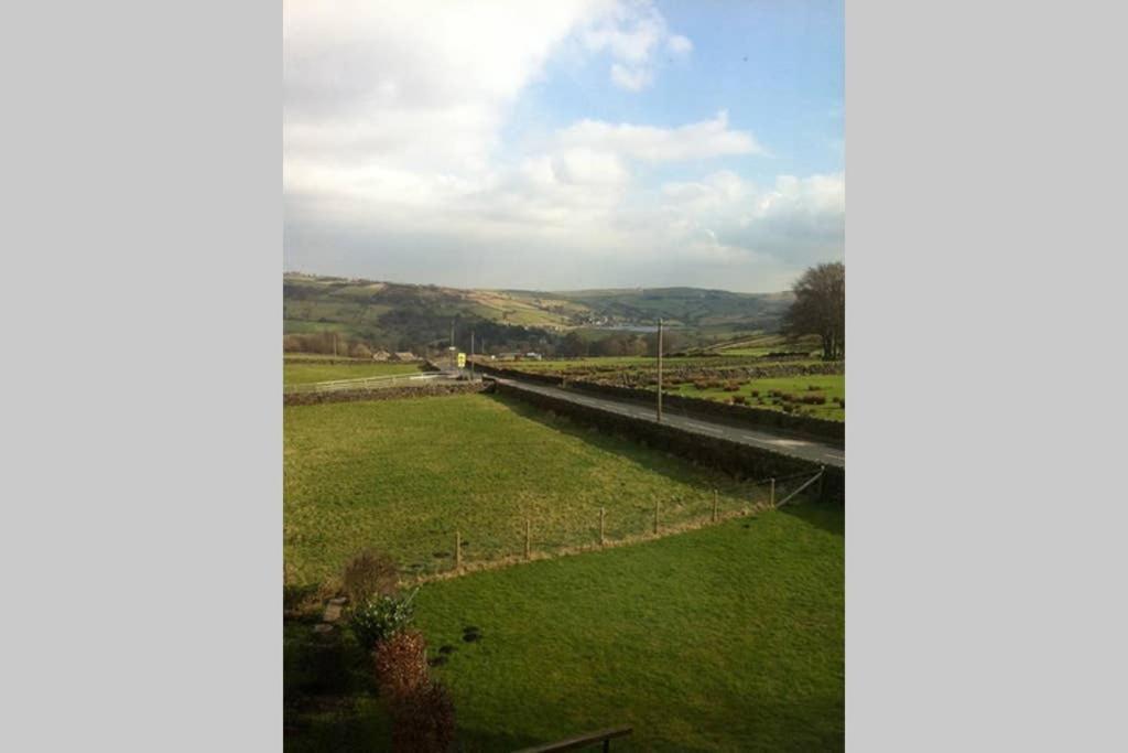 Stones Cottage Farm, Nr Haworth, Family Friendly, Work Friendly, Gaming Barn, Crafting, Free Wifi, Free Parking, Ev Point Oxenhope エクステリア 写真